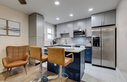 Urbandale Nations House | Charming 1-bedroom house, pet friendly fenced yard, in marvelous West Nashville