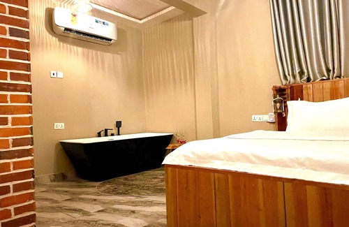 Winneba Hotel | Charming 1-bedroom hotel in amazing Winneba with AC #2