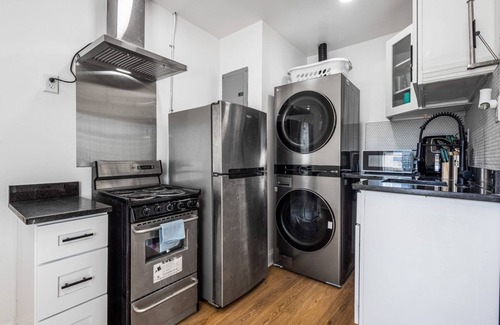 Pittsburgh House | Charming 1-bedroom house 1/2 mile access to Atlanta Beltline