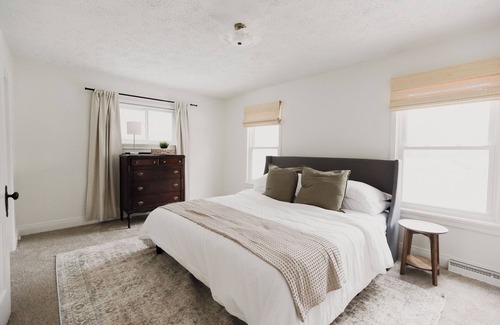 Drayton Plains Other | Charming 1896 farmhouse in Clarkston