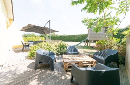 Porspoder House | Charming 10-person gîte with SPA, 700 metres from the beach!