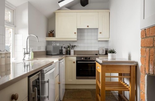 Upper Oddington House | Charming 17th Century Cotswold Cottage
