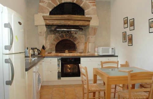 Abilly Cottage | Charming 17th-Century Home in South Touraine with Private Pool, Garden & Modern Amenities