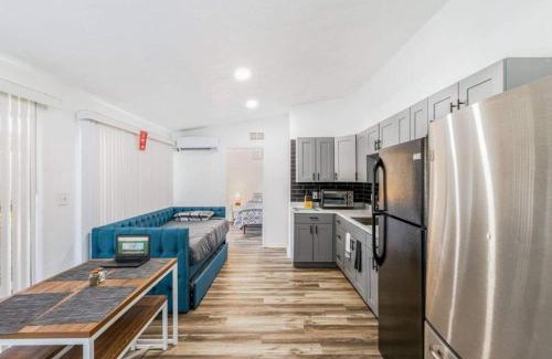 Orlando House | Charming 1br 3 Beds Fenced Yard