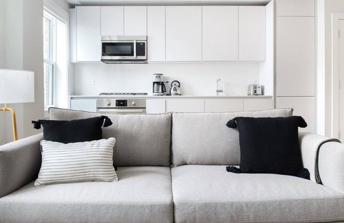 Winter Hill Apartment | Charming 1BR, Minutes from Union Square, Porter Square, and Davis Square