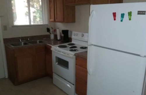 Crossville Apartment | Charming 1BR Retreat Close to Tansi & Fairfield Glade