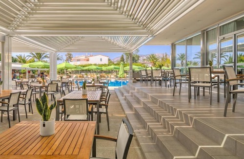 Vari-Voula-Vouliagmeni Apartment | Charming 1BR Suite with Ocean Front Views