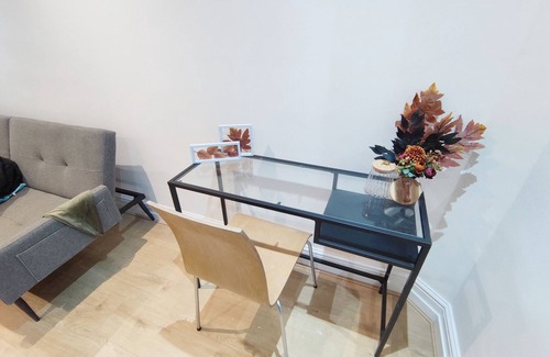 Stratford Apartment | Charming 2-bed Apartment in London