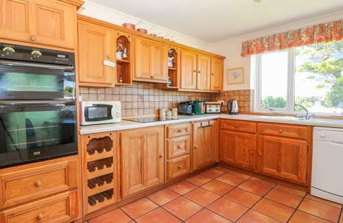 Rhoscolyn House | Charming 2 Bed House Near Rhoscolyn,discounts FOR