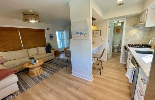 Ortley Beach House | Charming 2-bedroom townhome in Ortley Beach 1 block to beach