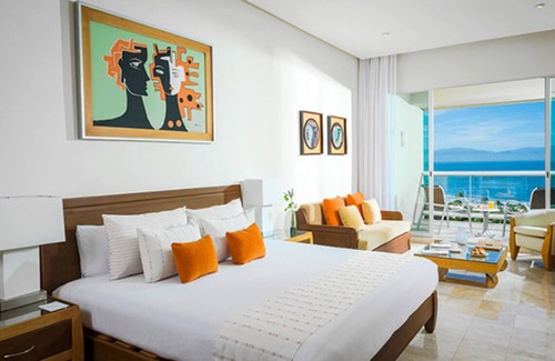 Las Jarretaderas Resort | Charming 2-bedroom Suite with fitness room and AC in beautiful Nuevo Vallarta