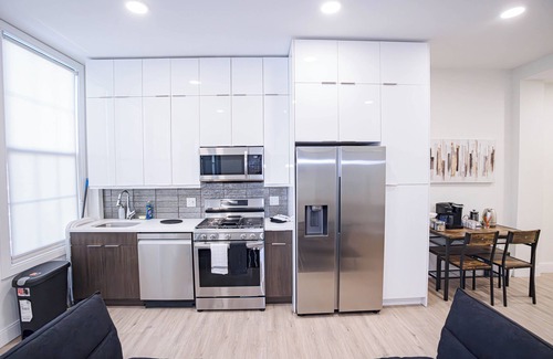 Union City Apartment | Charming 2-bedroom apartment min to New York City