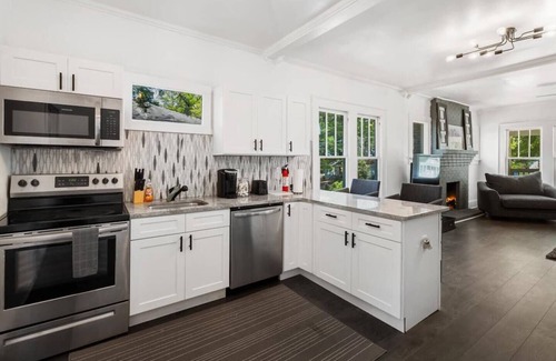 Atlanta House | Charming 2 Bedroom Bush Mtn Bungalow - Sleeps 5