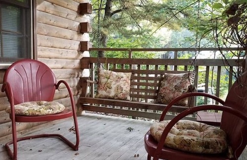 Bar Harbor House | Charming 2-bedroom Cabin with WiFi, AC in amazing Bar Harbor