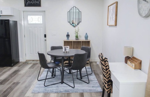 Smithfield Apartment | Charming 2-bedroom, family and pet-friendly basement apartment.