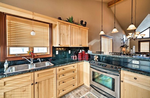 Red Lodge House | Charming 2-bedroom family-friendly home nearby many main attractions