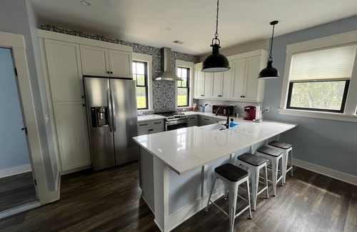 Meggett House | Charming 2 bedroom garage apartment on the Toogoodoo River.