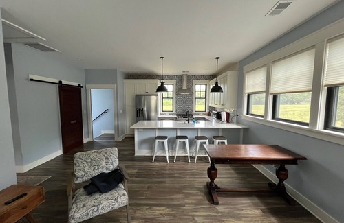 Meggett House | Charming 2 bedroom garage apartment on the Toogoodoo River.