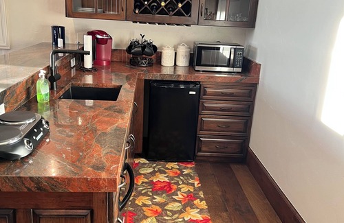 Kamas Apartment | Charming 2-bedroom home suite apartment with WiFi, AC in welcoming Kamas