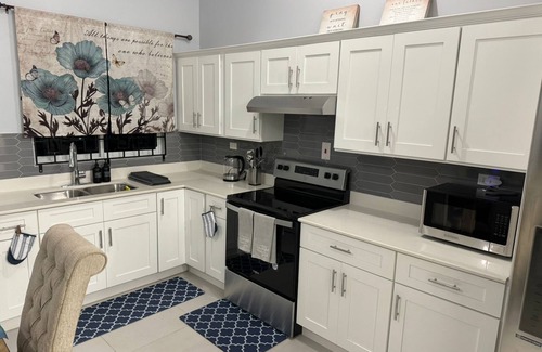 Gordon Town Apartment | Charming 2-bedroom apartment in marvelous Gordon Town with AC, WiFi