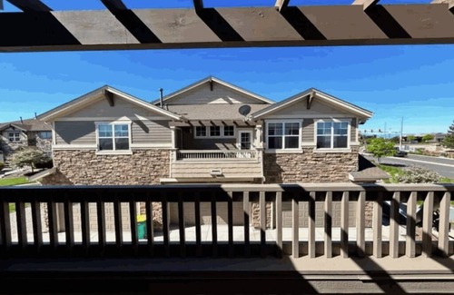 Aurora House | Charming 2-bedroom townhome with AC, WiFi