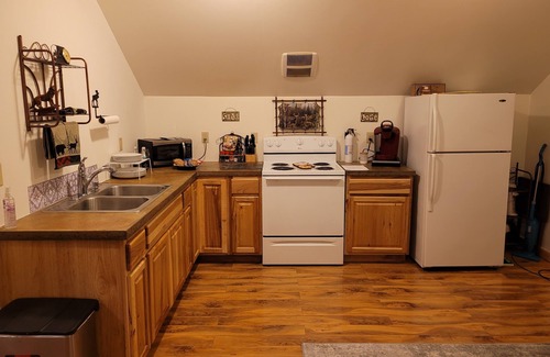 Sandpoint Apartment | Charming 2-bedroom unit with great views and easy access to Hope and Sandpoint!