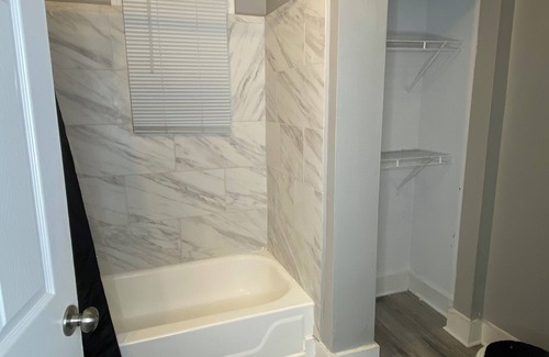 Near Northside House | Charming 2-bedroom house with WiFi in fabulous Indianapolis