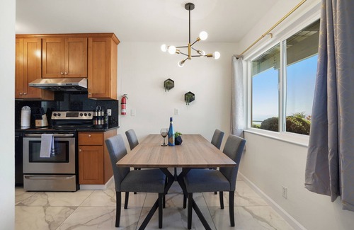 Pacifica Apartment | Charming 2BR Ocean Getaway in Pacifica