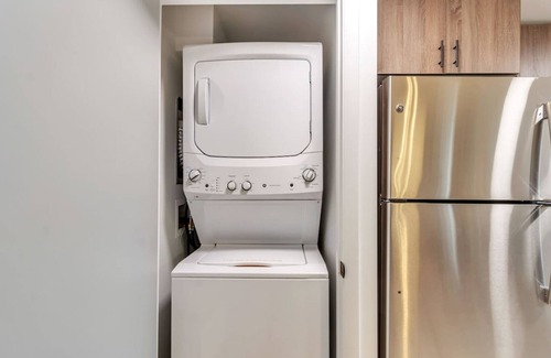 Downtown Salt Lake City Apartment | Charming 2BR w King Queen Close to SLC