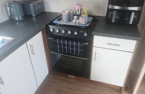 Clacton-on-Sea Cabin | Charming 3-Bed Lodge in Clacton-on-Sea