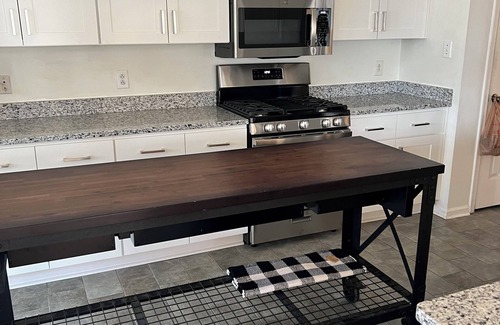 Virginia Beach House | Charming 3-bedroom house with AC and WiFi in awesome Virginia Beach