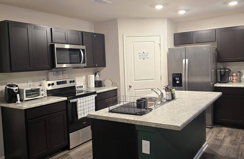Elizabethtown House | Charming 3-bedroom house in Elizabethtown