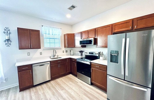 Ashburn House | Charming 3 bedroom, 3.5 bathroom Townhome In Ashburn, Virginia