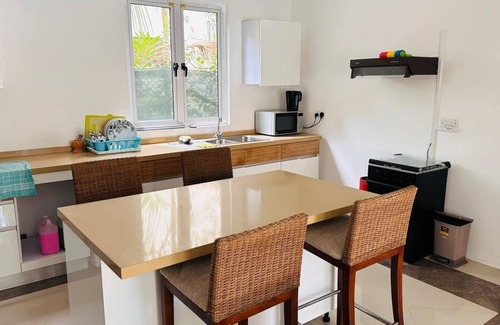 Tamarin Apartment | Charming 3-bedroom apartment in Tamarin with AC, WiFi and Swimming Pool