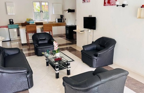 Tamarin Apartment | Charming 3-bedroom apartment in Tamarin with AC, WiFi and Swimming Pool