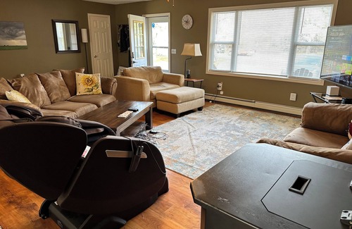 Grayling Cabin | Charming 3-bedroom cabin minutes walking distance from the AuSable River.