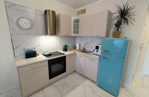 Chrzanow Cottage | Charming 3-bedroom cottage in Chrzanów with AC, hot tube, heated pool and sauna