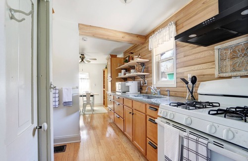 Ocean View Other | Charming 3-bedroom farmhouse with AC, WiFi, 5 minutes to Sea Isle Beaches!