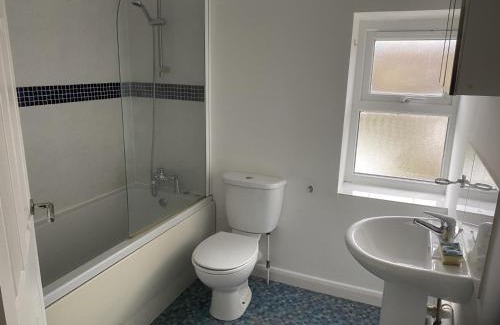 Lakenheath House | Charming 3 bedroom flint cottage