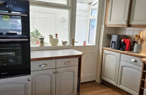 Worthing House | Charming 3- Bedroom Home in Worthing - Pet Friendly w/Private Garden & Parking