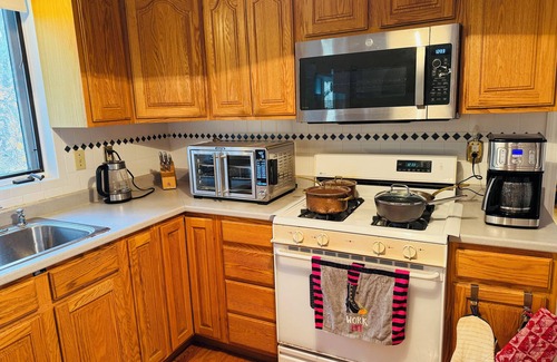 Georgetown House | Charming 3-bedroom house with fitness room and WiFi in lovely Georgetown