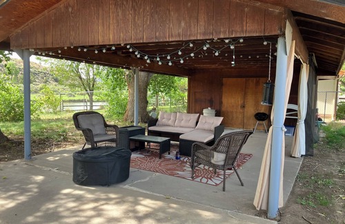 Navajo Dam House | Charming 3-bedroom home on San Juan River, access to river within feet of door.