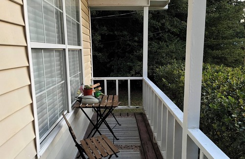 Pascagoula House | Charming 3-bedroom house in peaceful Pascagoula only a walk to the beach.
