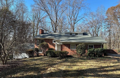 Charlotte House | Charming 3-bedroom house in delightful Charlotte near Carmel Road