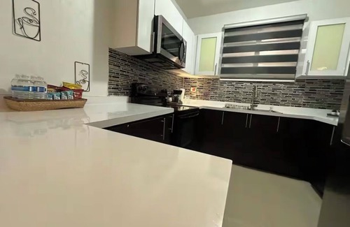 Sabana Abajo House | Charming 3-bedroom house in San Juan with WiFi and AC