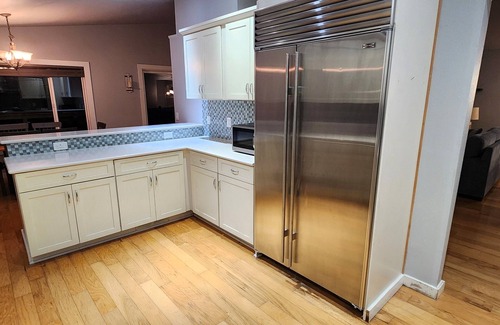 Freeland House | Charming 3-bedroom house overlooking Holmes Harbor w/WiFi and gas fireplace