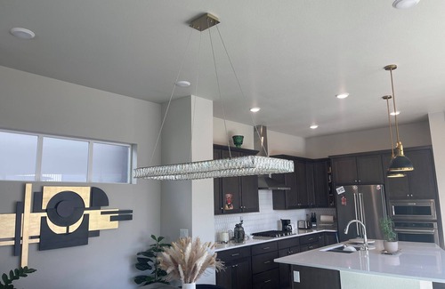 Northfield House | Charming 3-bedroom house with AC, fitness room, WiFi in delightful Denver