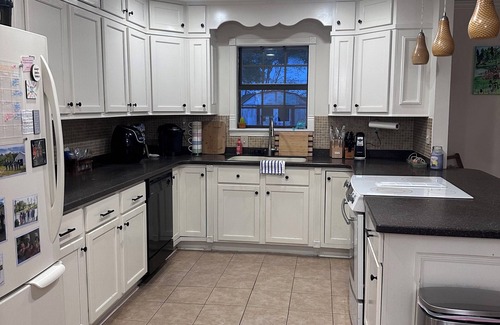 Oxford House | Charming 3-bedroom house in Oxford with Game Room and WiFi