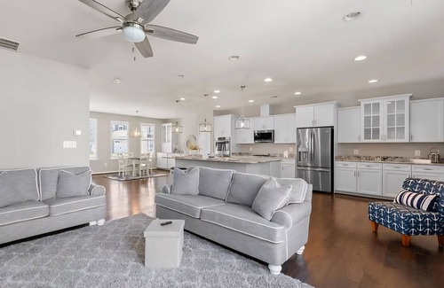 Clearwater House | Charming 3-bedroom townhome with WiFi, outdoor pools, fitness in Bethany Beach