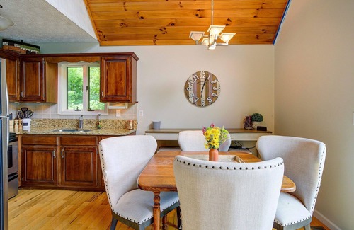 Piney Flats Cabin | Charming 3-bedroom cabin on Boone Lake